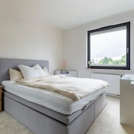 アパート Luxury By The *