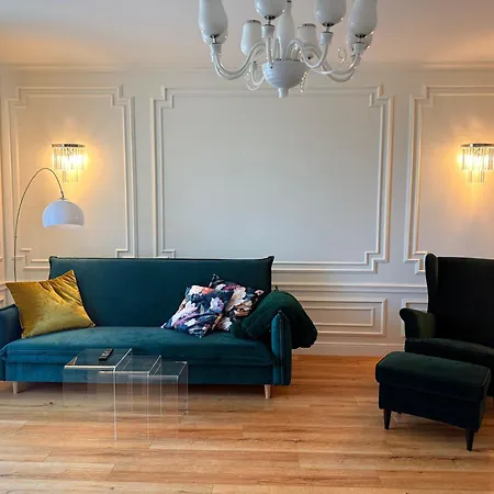 Luxury By The * グディニャ